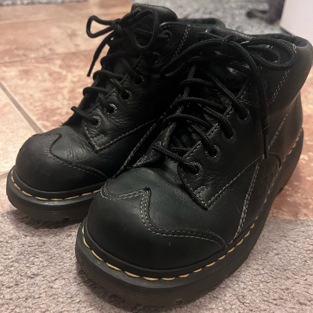 Vintage Dr Martens ankle boots